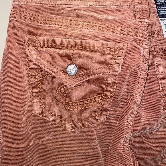 NWT Silver Jeans Suki Surplus Corduroy Pants - Picture 4 of 7